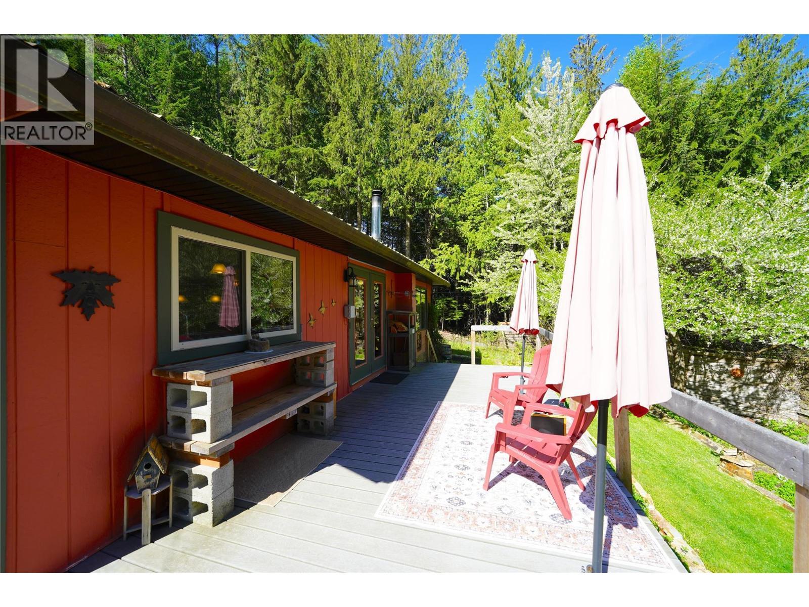 281 Iwanik Road, Procter, BC - Outdoor With Deck Patio Veranda