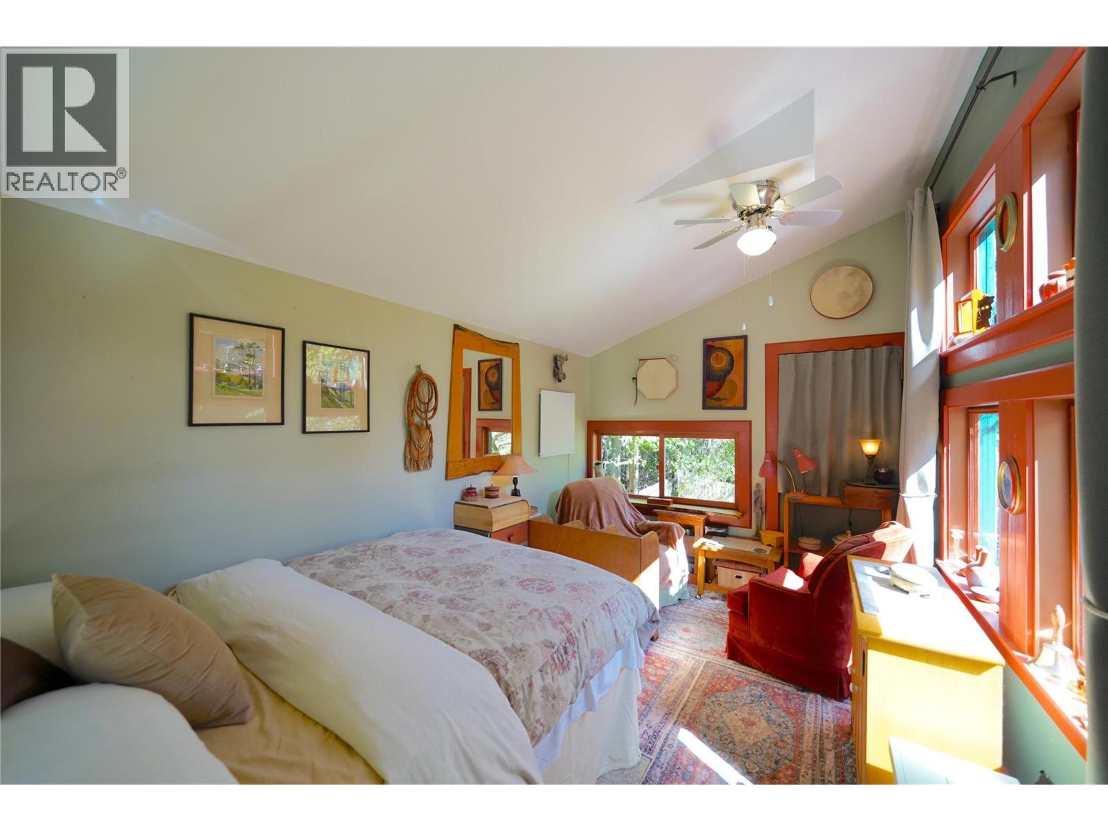 281 Iwanik Road, Procter, BC - Indoor Photo Showing Bedroom