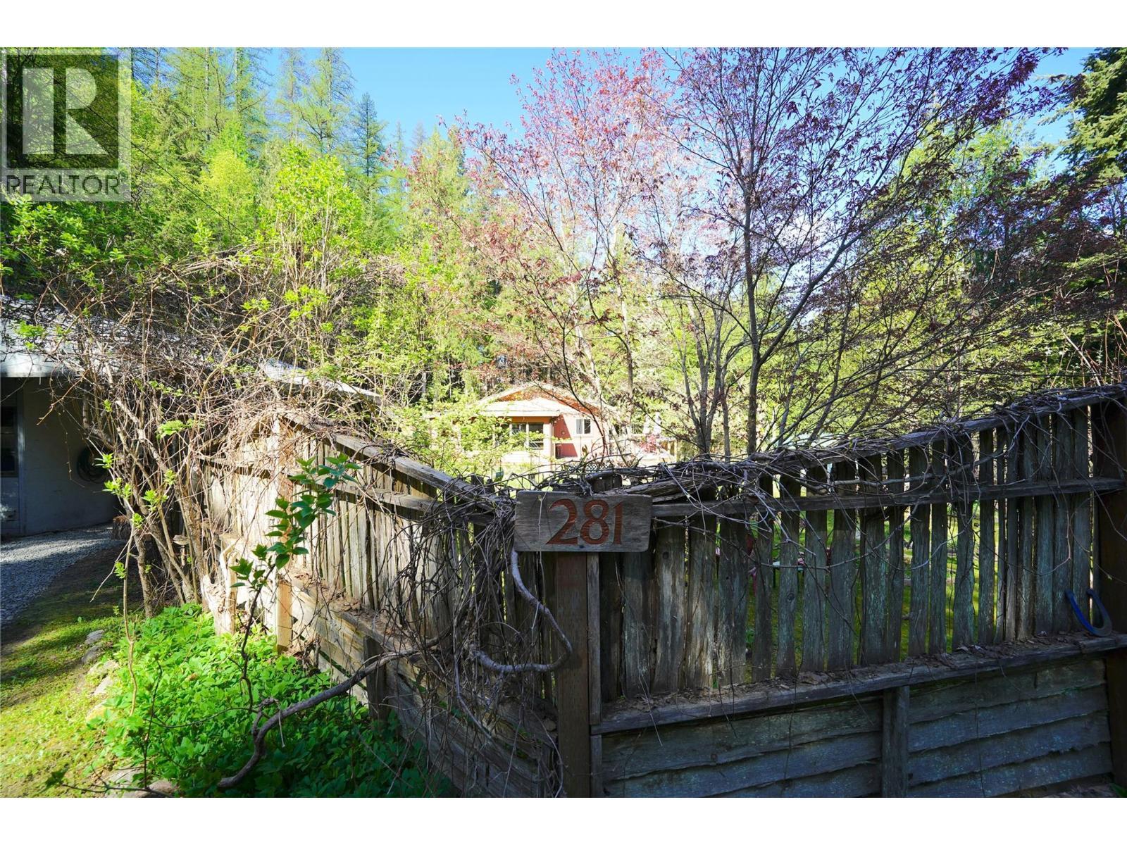 281 Iwanik Road, Procter, BC - Outdoor