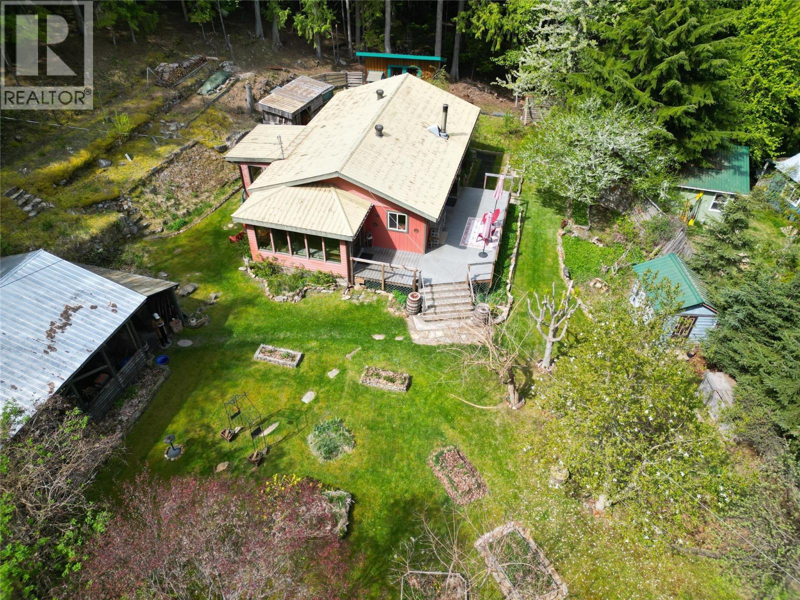 281 Iwanik Road, Procter, BC - Outdoor