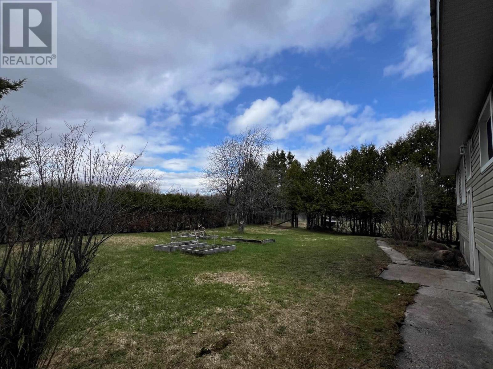 826 I Line Rd, Richards Landing, ON - Outdoor