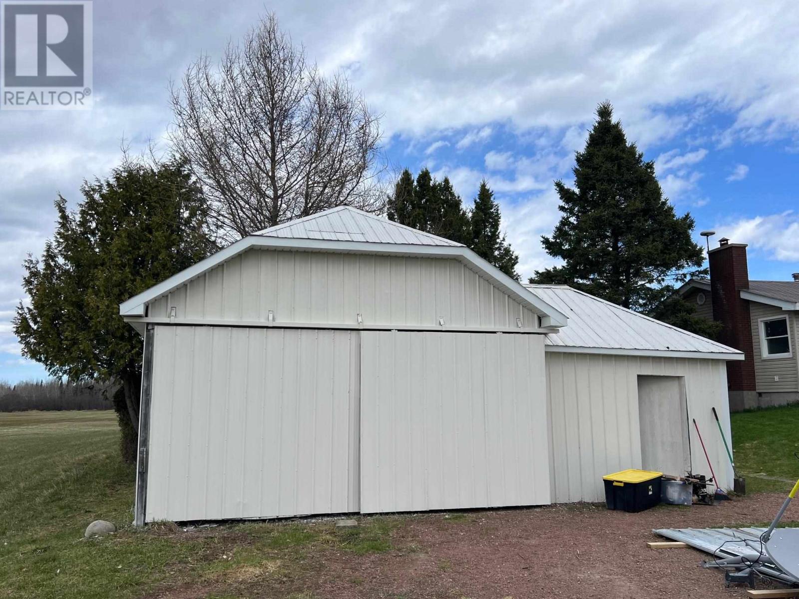 826 I Line Rd, Richards Landing, ON - Outdoor