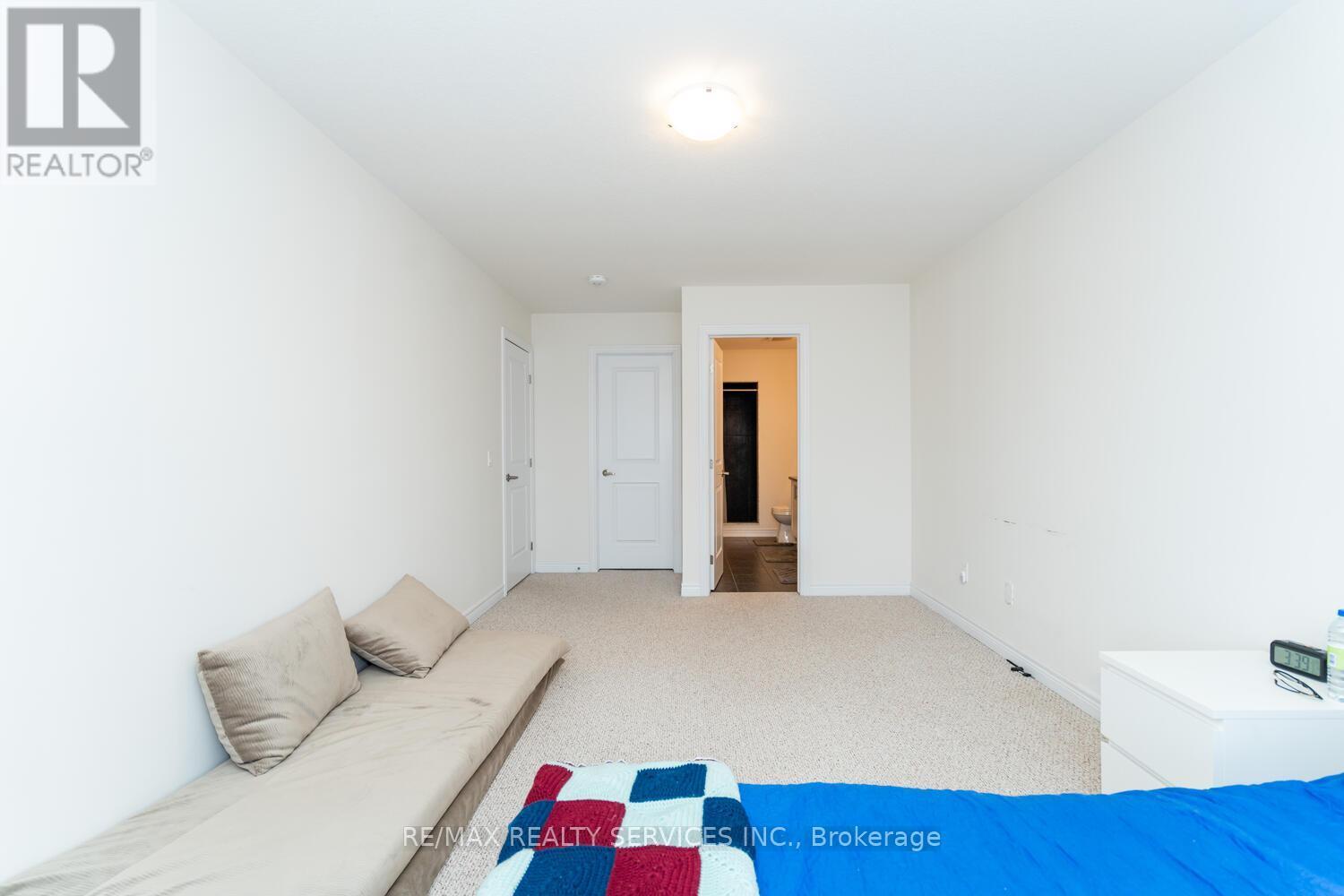 7 Ridgeside Lane, Hamilton, ON - Indoor