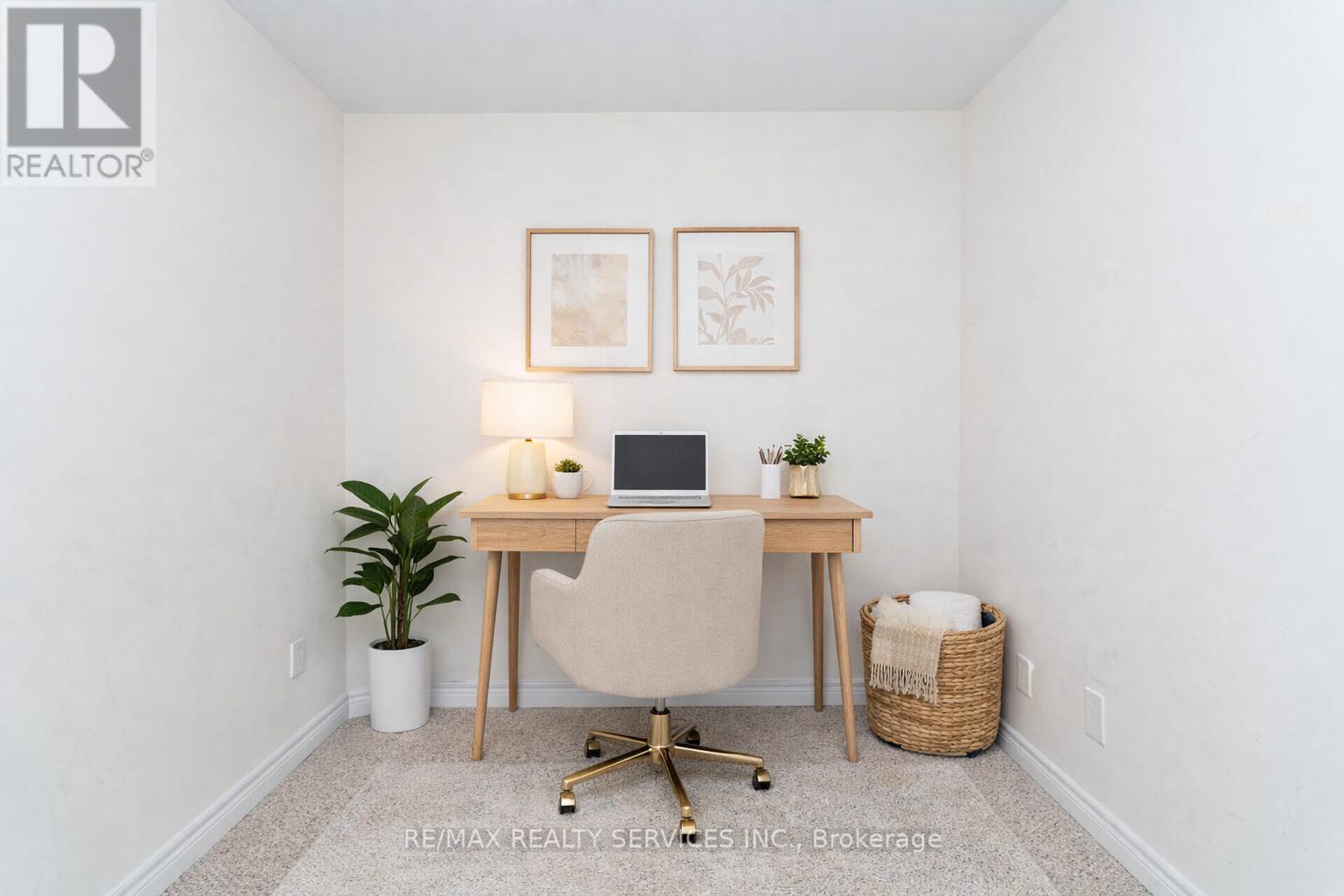 7 Ridgeside Lane, Hamilton, ON - Indoor Photo Showing Office