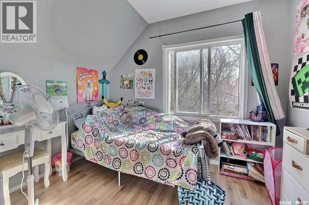 2066 Wallace Street, Regina, SK - Indoor Photo Showing Bedroom