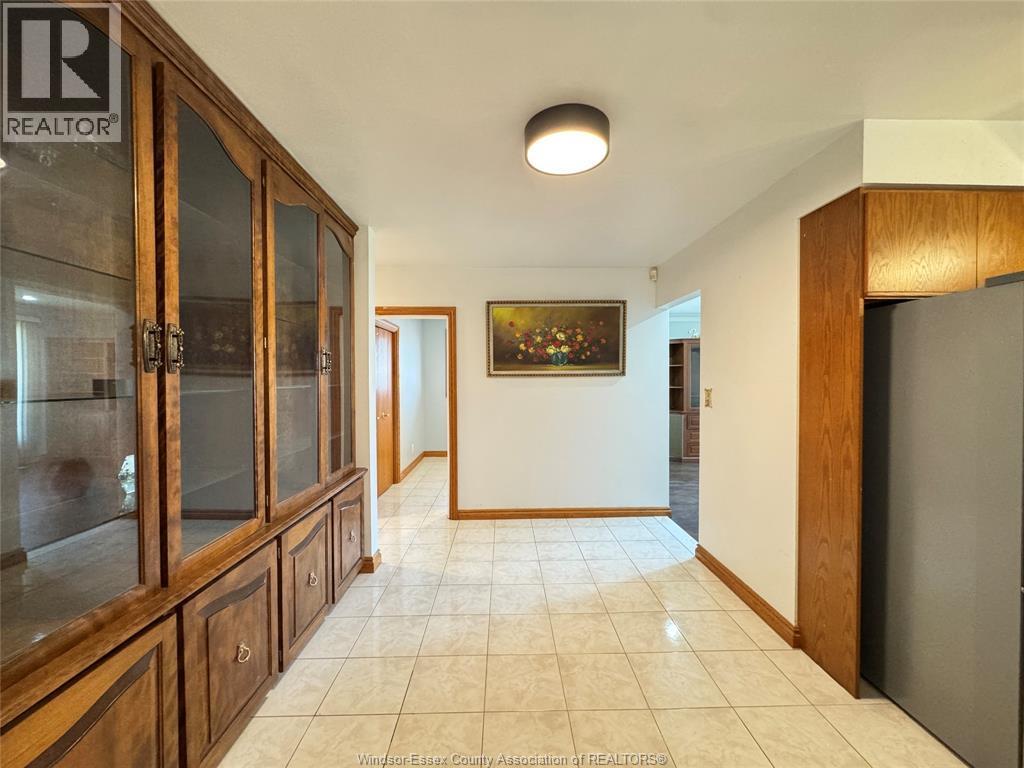 1595 Sun Valley, Windsor, ON - Indoor Photo Showing Other Room
