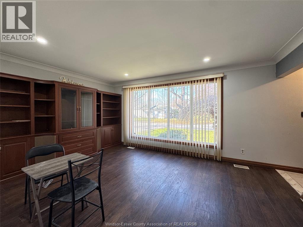 1595 Sun Valley, Windsor, ON - Indoor Photo Showing Other Room