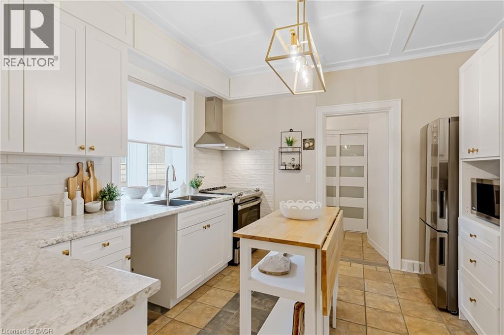 115 Filbert Street, Kitchener, ON - Indoor Photo Showing Kitchen With Double Sink