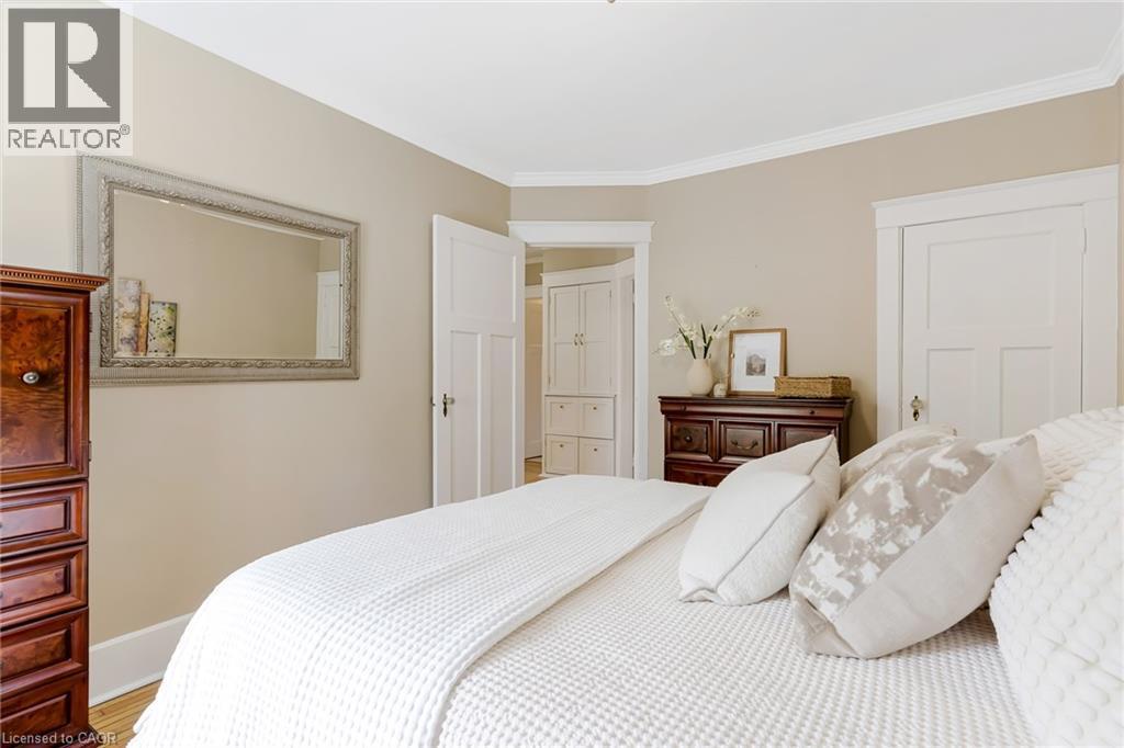 115 Filbert Street, Kitchener, ON - Indoor Photo Showing Bedroom