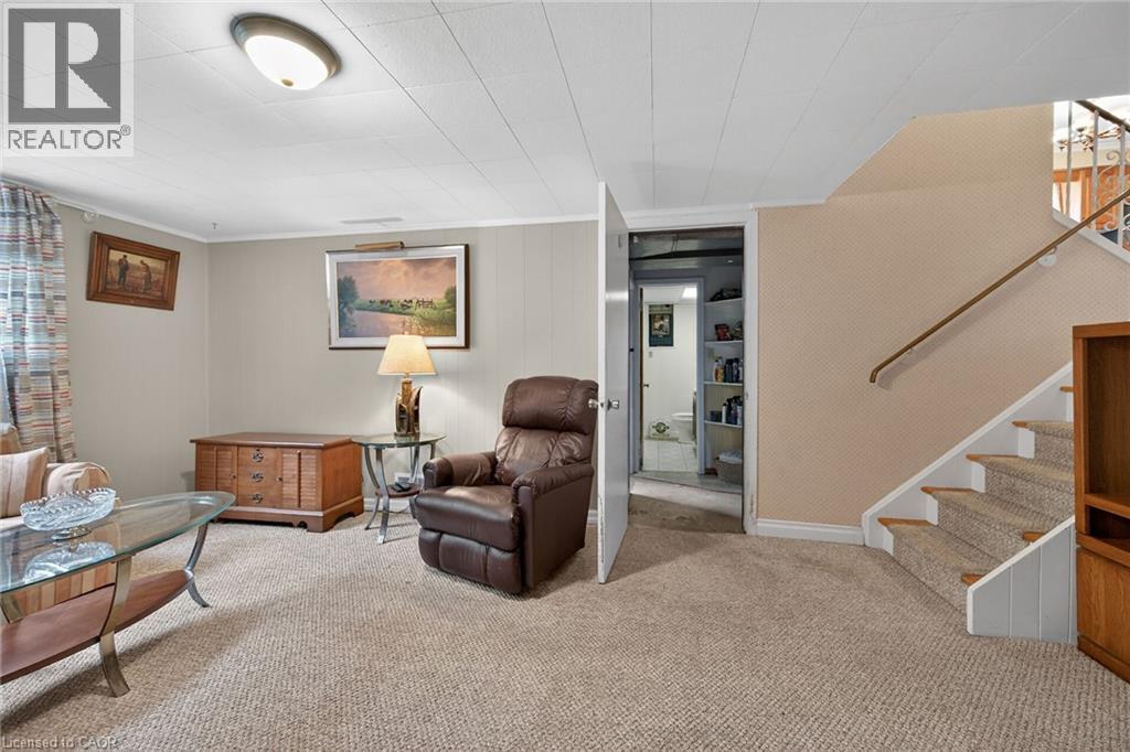 582 Woodview Road, Burlington, ON - Indoor Photo Showing Other Room