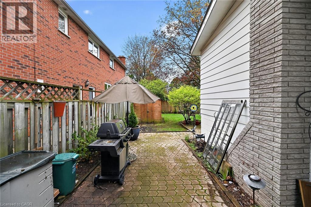 582 Woodview Road, Burlington, ON - Outdoor With Exterior