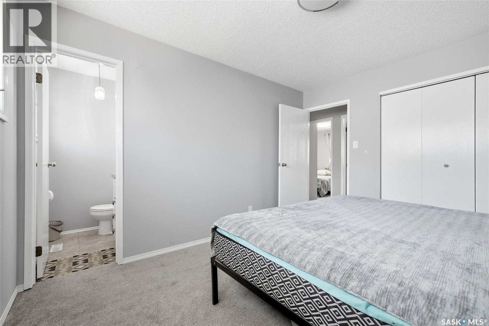 158 Trifunov Crescent, Regina, SK - Indoor Photo Showing Bedroom