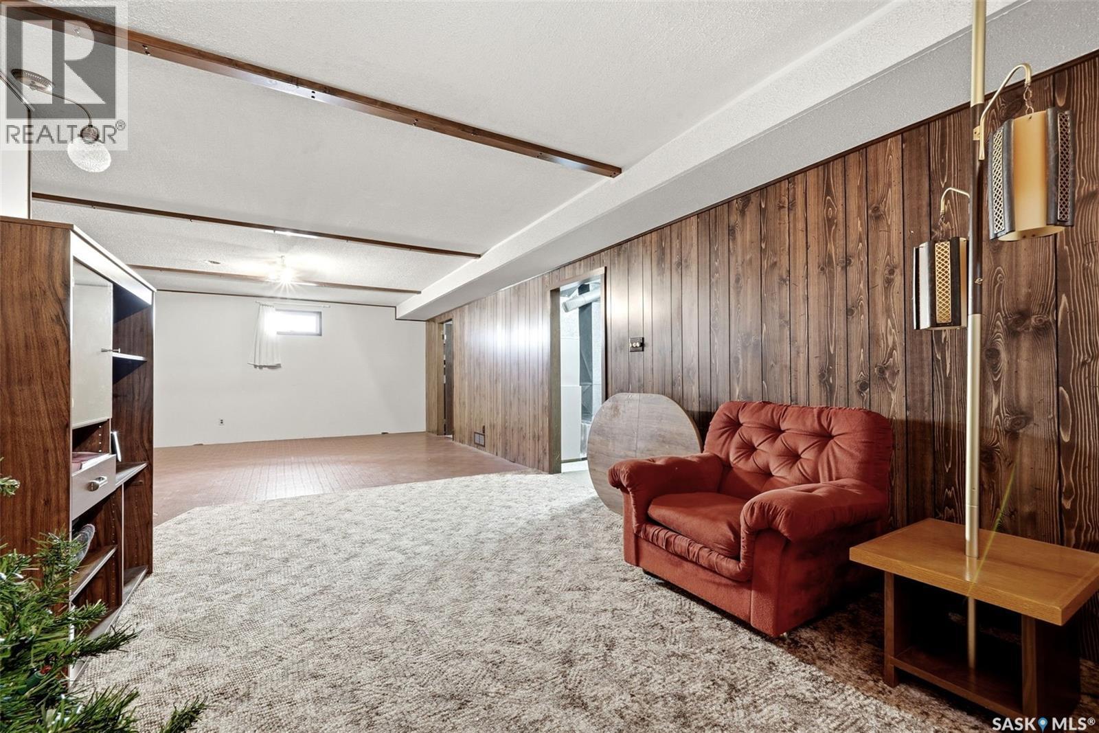 158 Trifunov Crescent, Regina, SK - Indoor Photo Showing Other Room