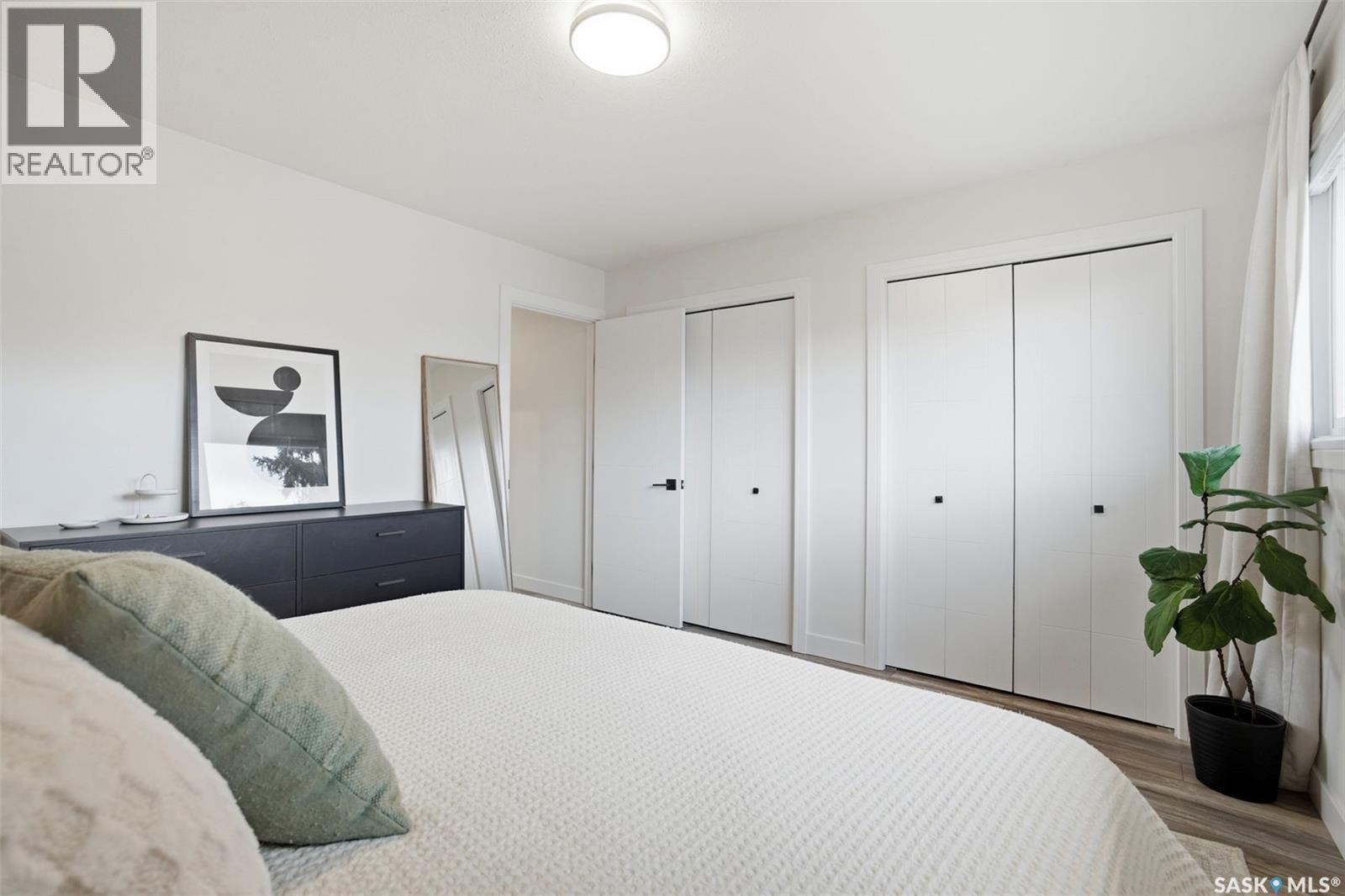 411 Auld Crescent, Saskatoon, SK - Indoor Photo Showing Bedroom