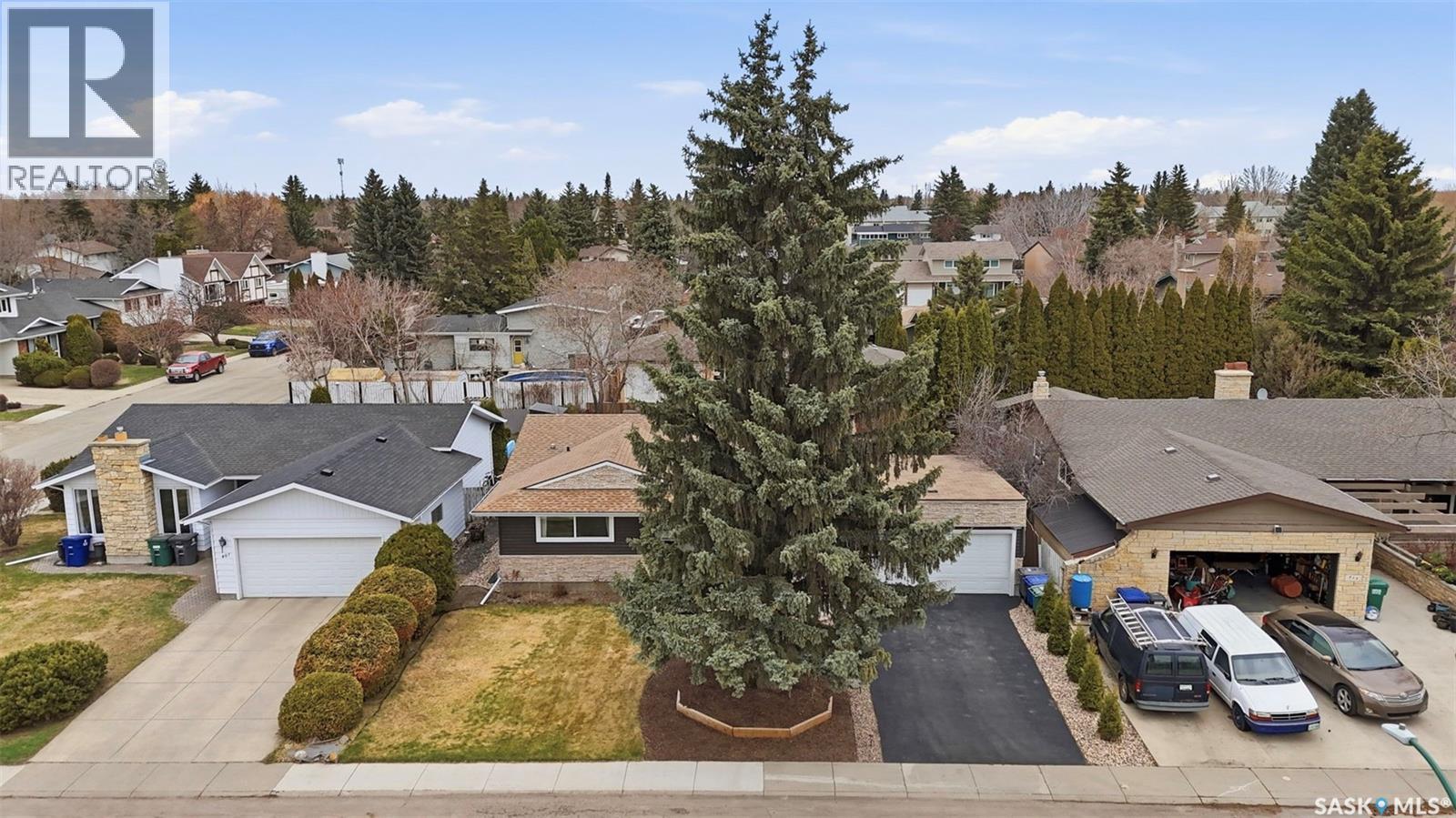 411 Auld Crescent, Saskatoon, SK - Outdoor