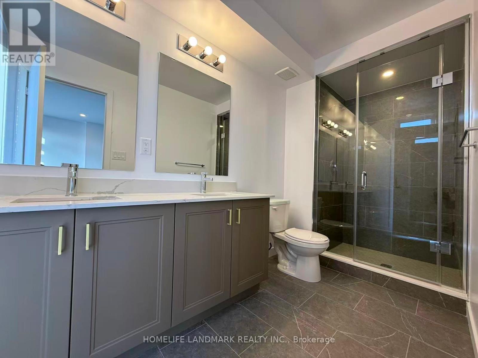 53 Jefferson Side Road, Richmond Hill, ON - Indoor Photo Showing Bathroom