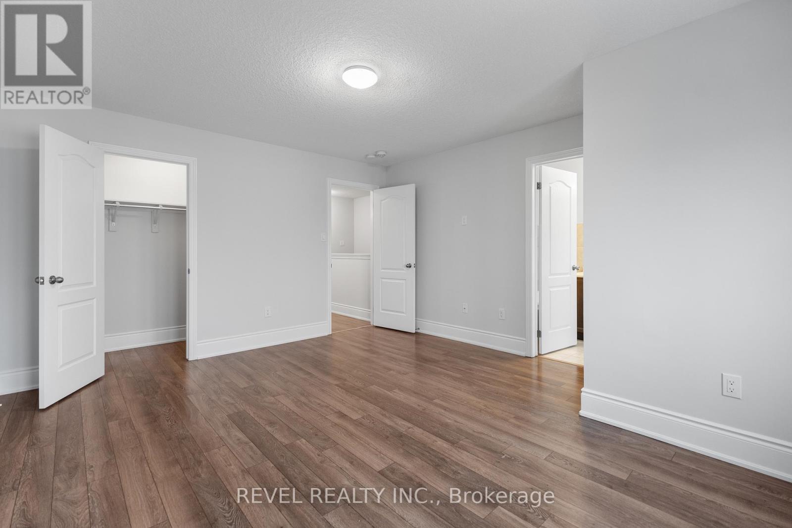35 Sunset Way, Thorold, ON - Indoor Photo Showing Other Room