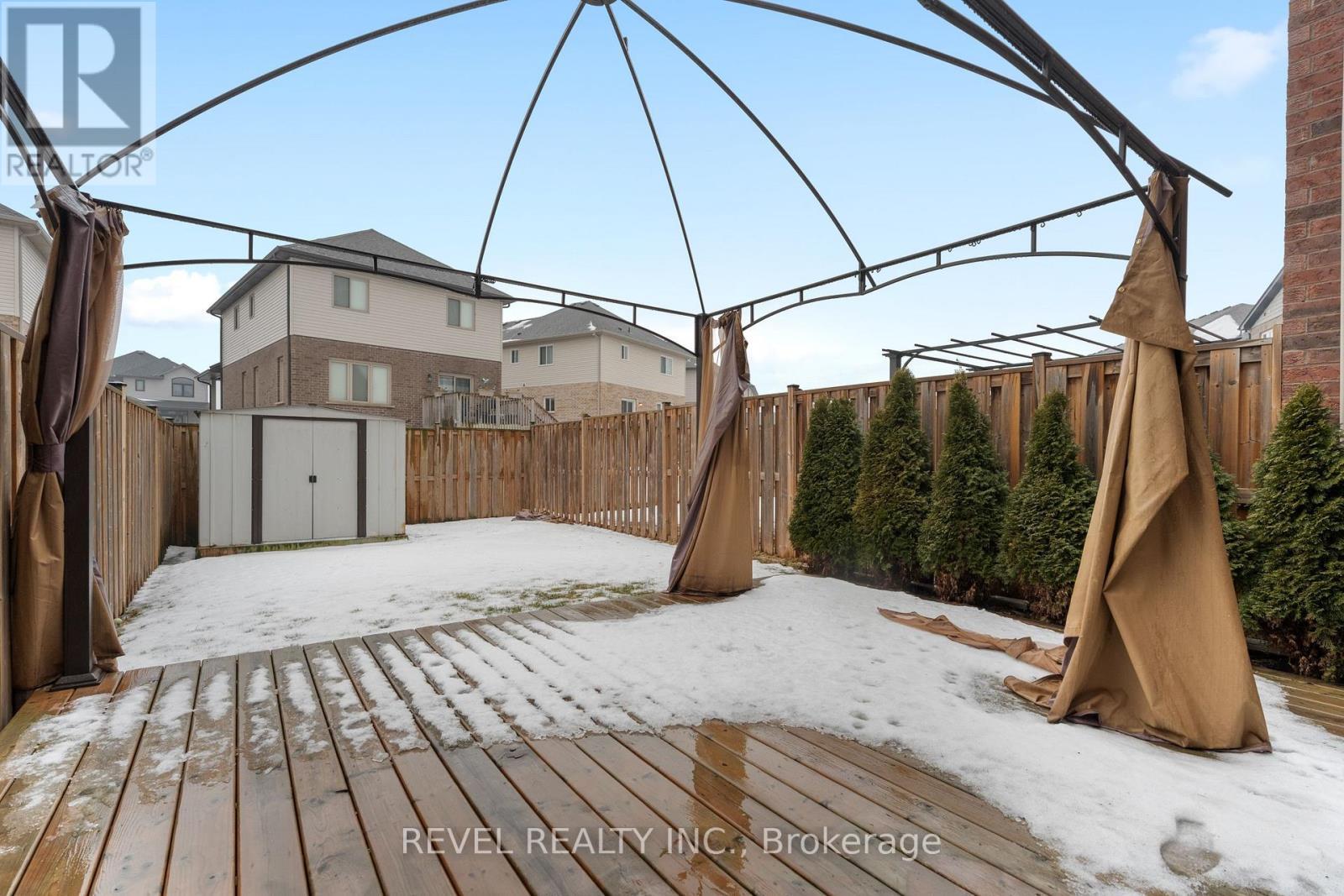 35 Sunset Way, Thorold, ON - Outdoor With Deck Patio Veranda