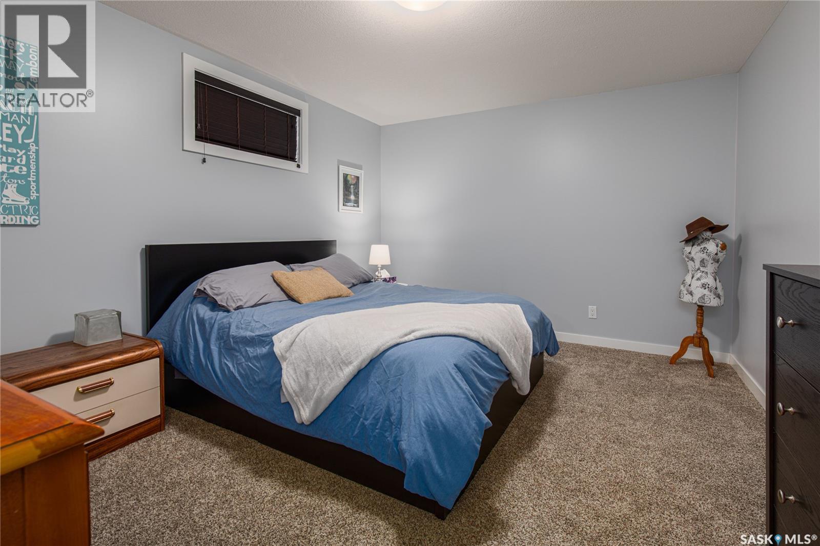 212 Iron Bridge Drive, Moose Jaw, SK - Indoor Photo Showing Bedroom