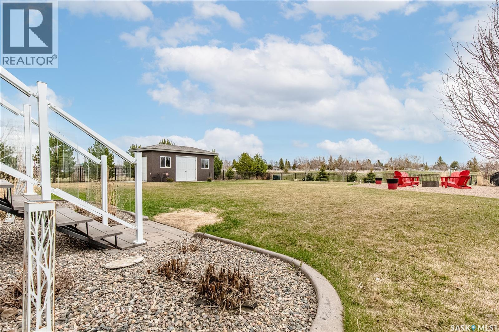 212 Iron Bridge Drive, Moose Jaw, SK - Outdoor