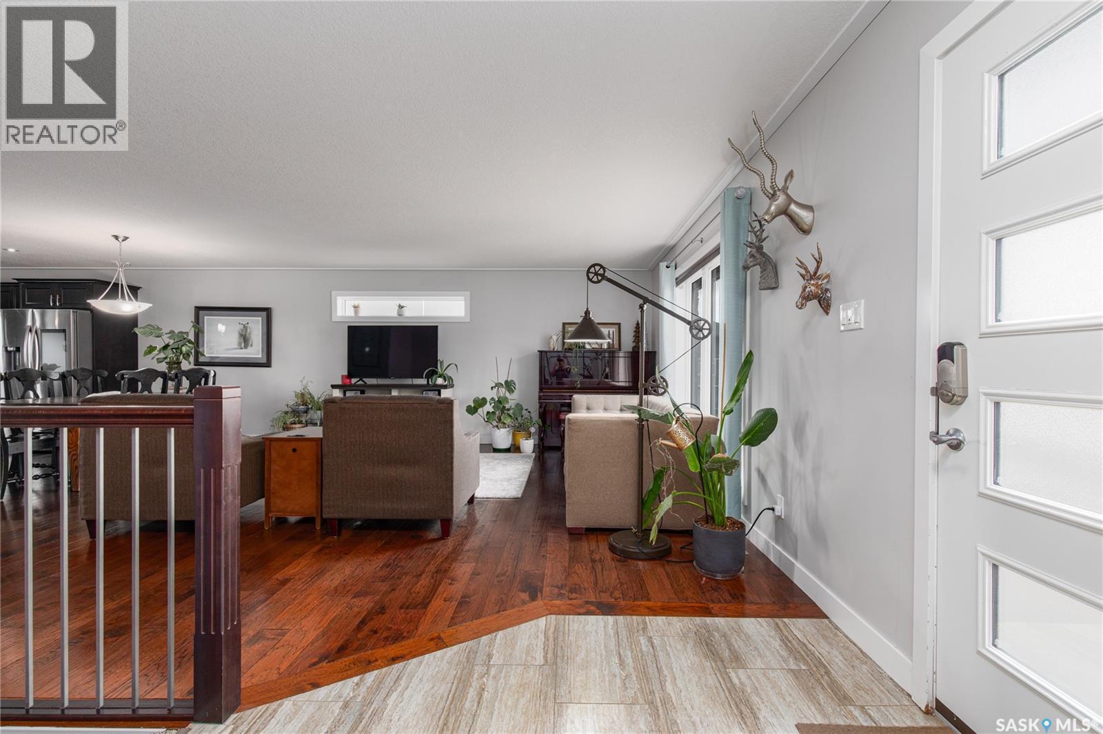 212 Iron Bridge Drive, Moose Jaw, SK - Indoor Photo Showing Other Room