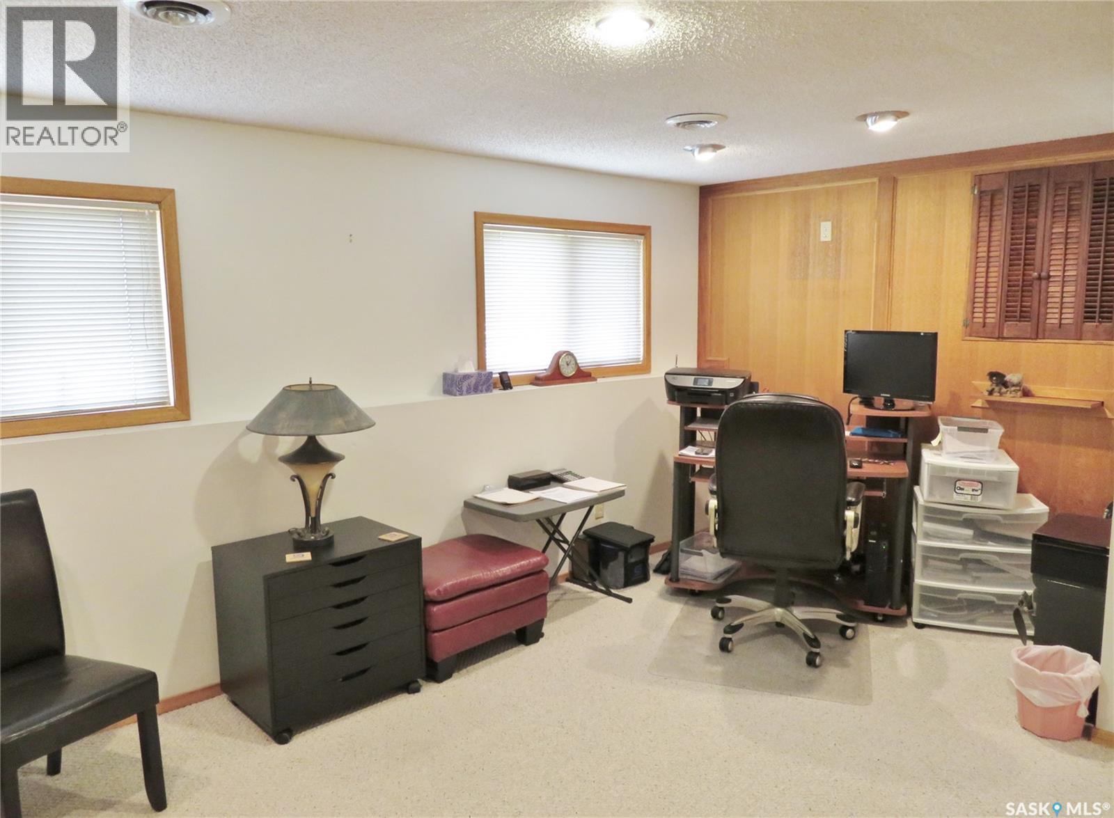 315 Benesh Crescent, Saskatoon, SK - Indoor