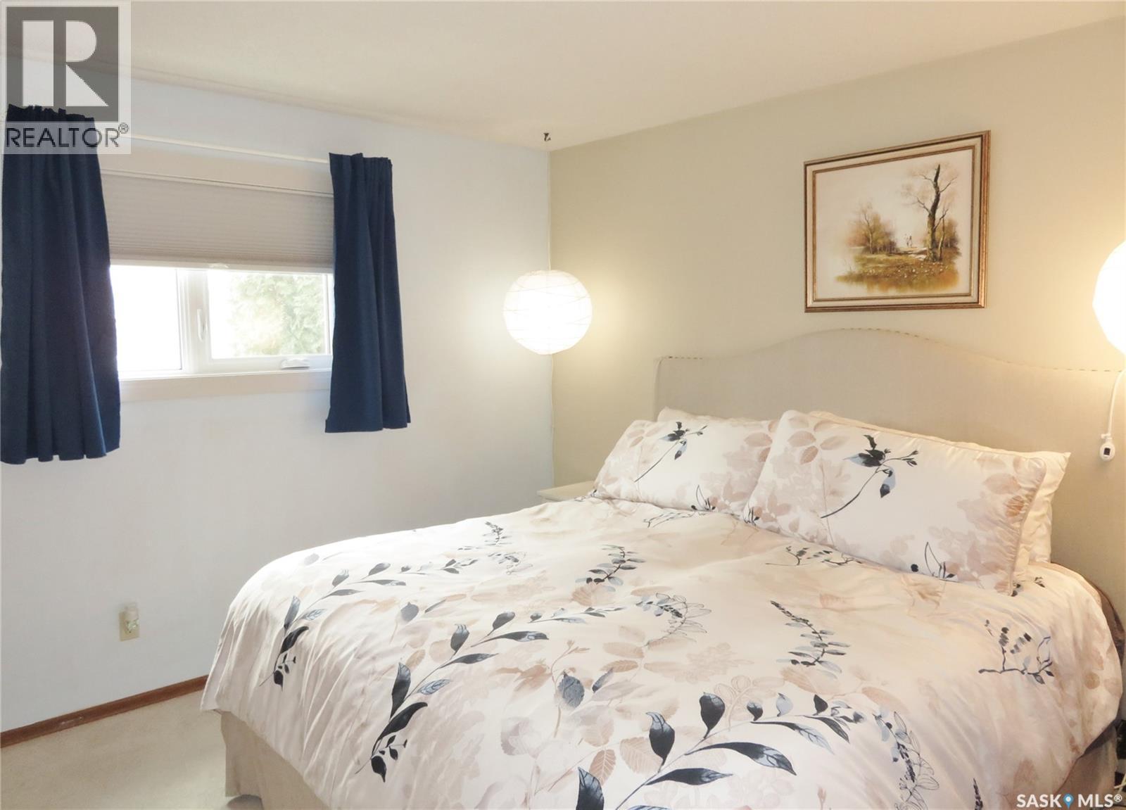 315 Benesh Crescent, Saskatoon, SK - Indoor Photo Showing Bedroom