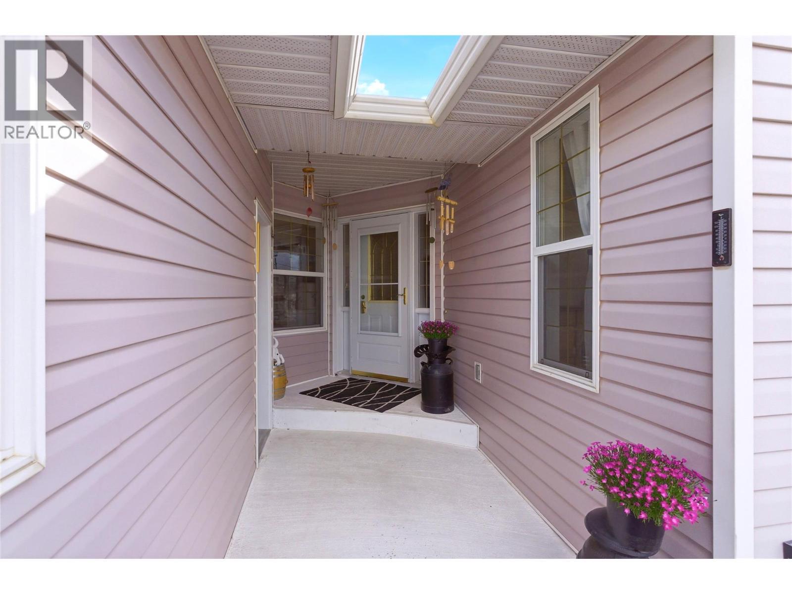 1411 Pears Place, Ashcroft, BC - Outdoor With Exterior