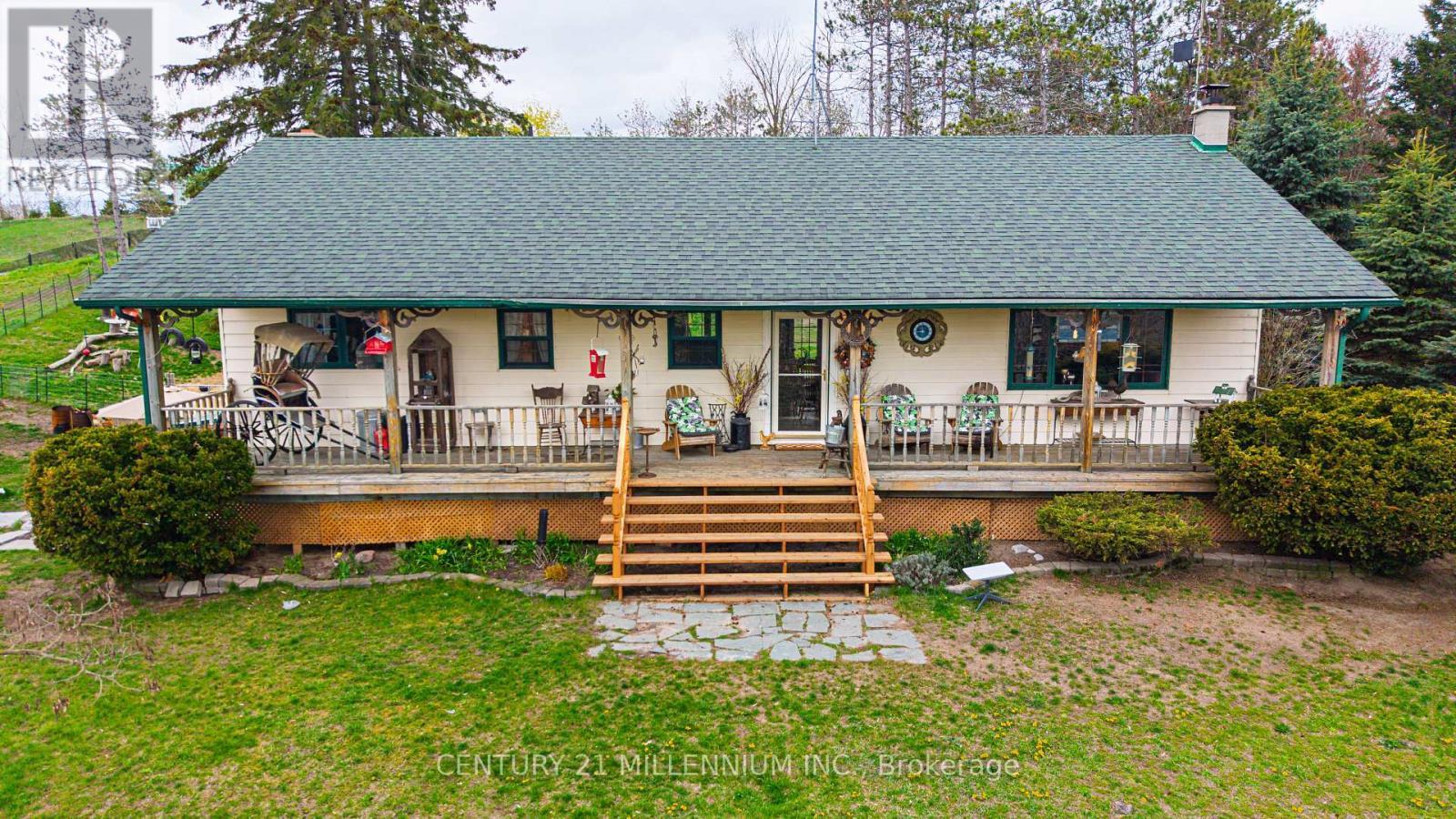 6046 3Rd Line, Essa, ON - Outdoor With Deck Patio Veranda