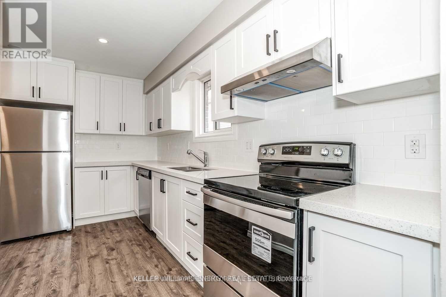 Main - 1296 Cherrydown Drive, Oshawa (Donevan), ON - Indoor Photo Showing Kitchen With Stainless Steel Kitchen