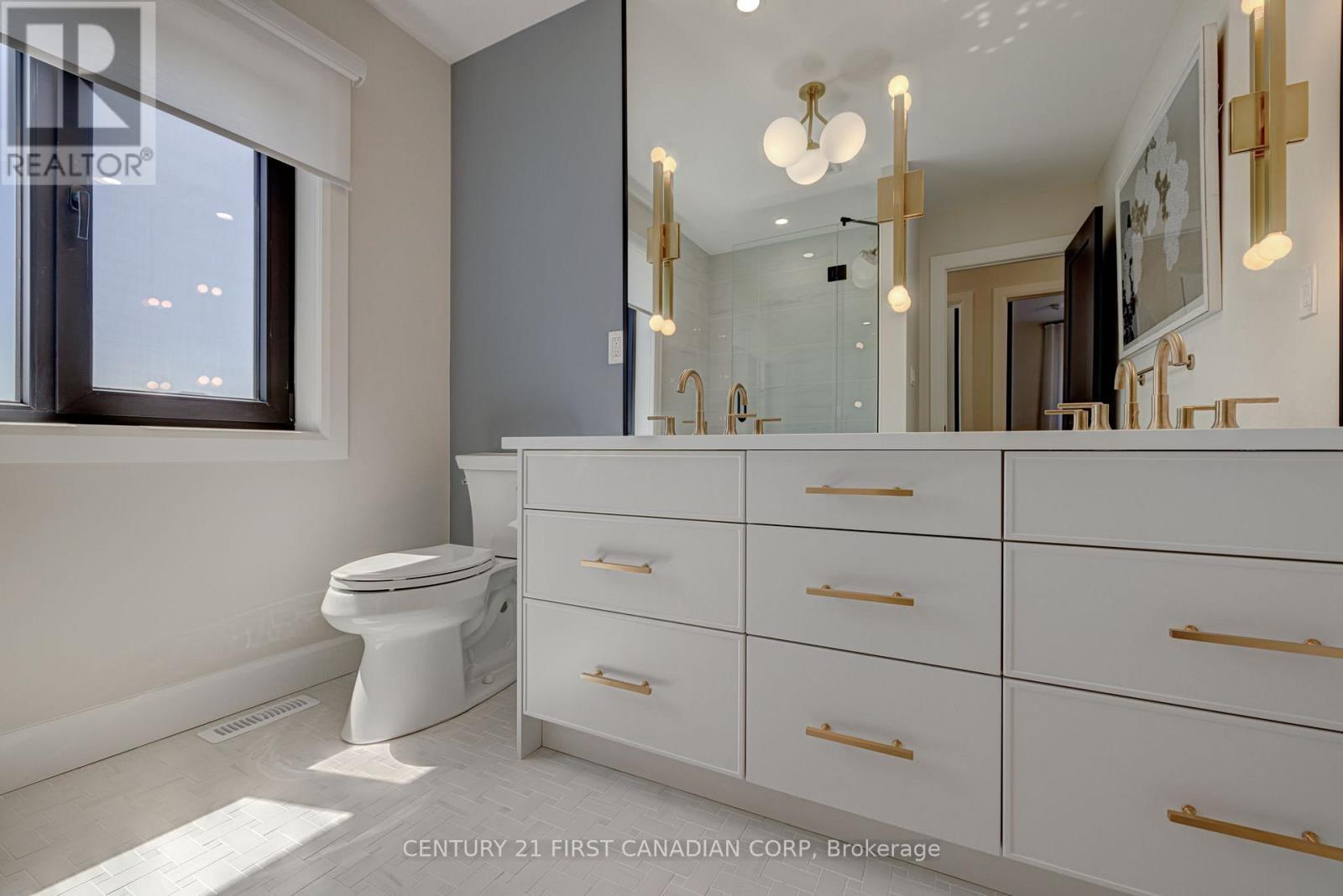 133 Basil Crescent, Middlesex Centre (Ilderton), ON - Indoor Photo Showing Bathroom