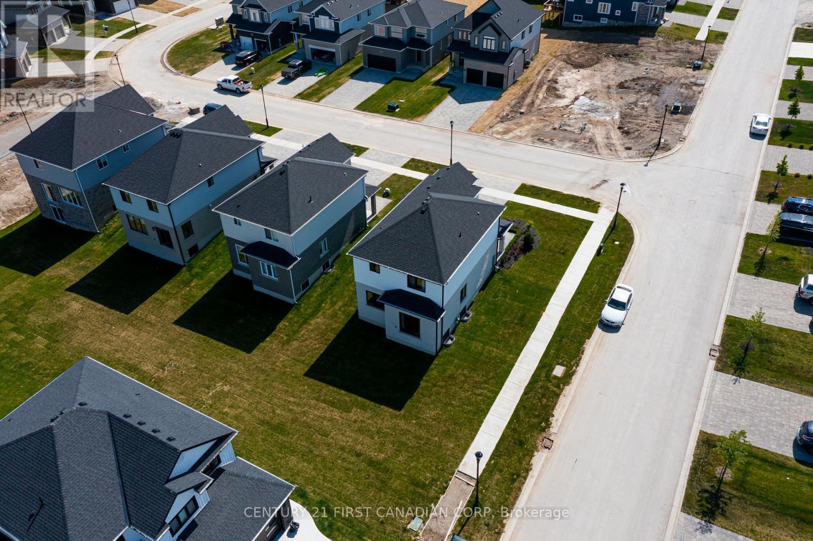 133 Basil Crescent, Middlesex Centre (Ilderton), ON - Outdoor