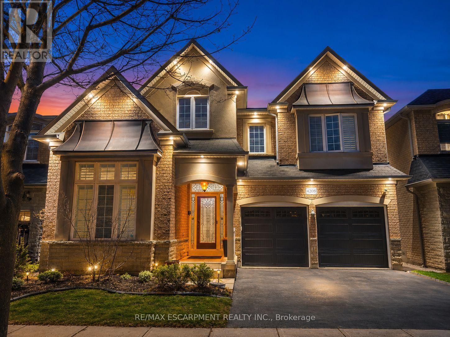 4208 Fuller Crescent, Burlington, ON - Outdoor With Facade