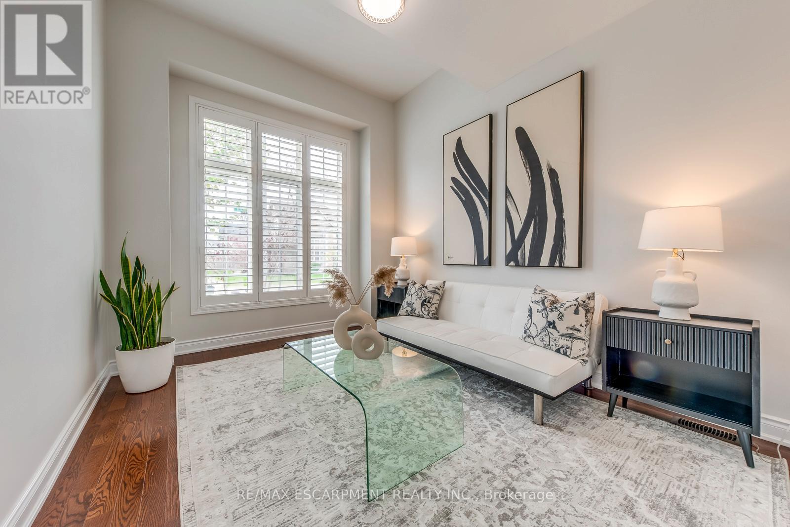 4208 Fuller Crescent, Burlington, ON - Indoor