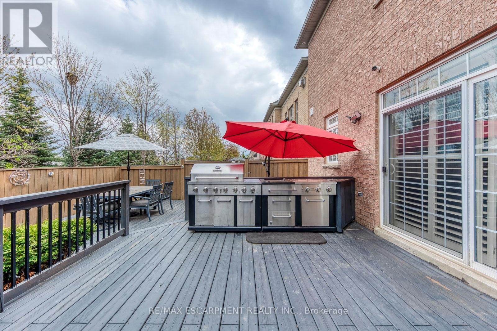 4208 Fuller Crescent, Burlington, ON - Outdoor With Deck Patio Veranda