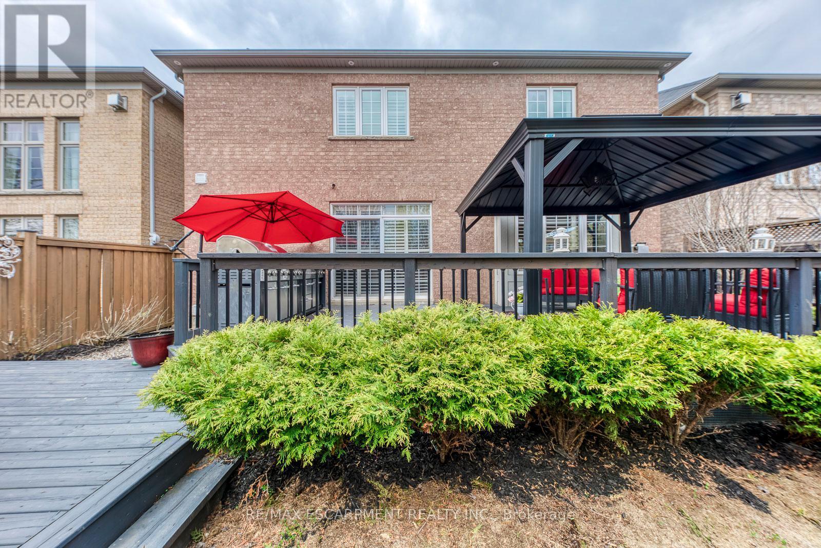 4208 Fuller Crescent, Burlington, ON - Outdoor With Deck Patio Veranda With Exterior