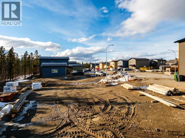 39 Beryl Place, Whitehorse, YT - Outdoor