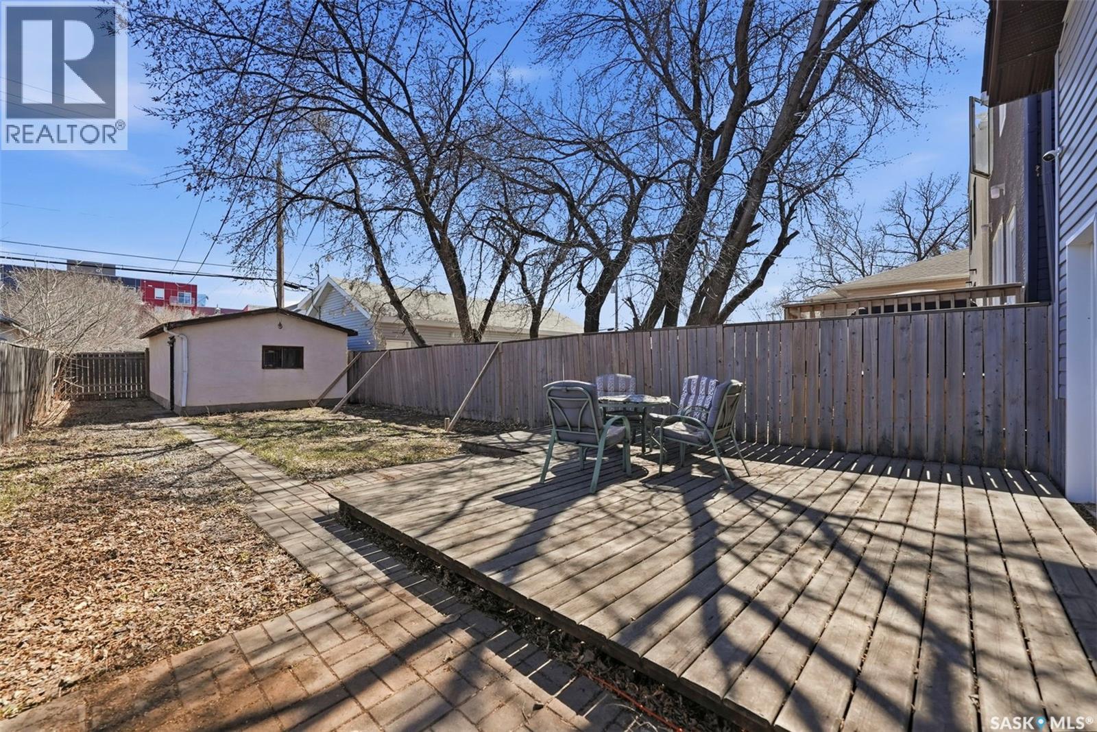 404 D Avenue S, Saskatoon, SK - Outdoor