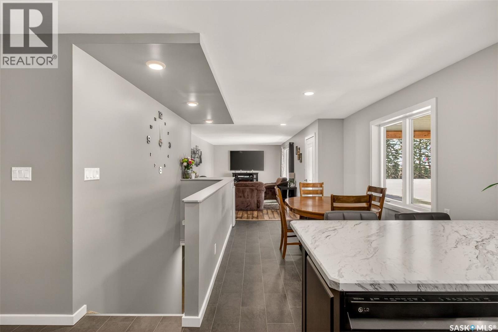 Hoffman Acreage, Lakeside Rm No. 338, SK - Indoor