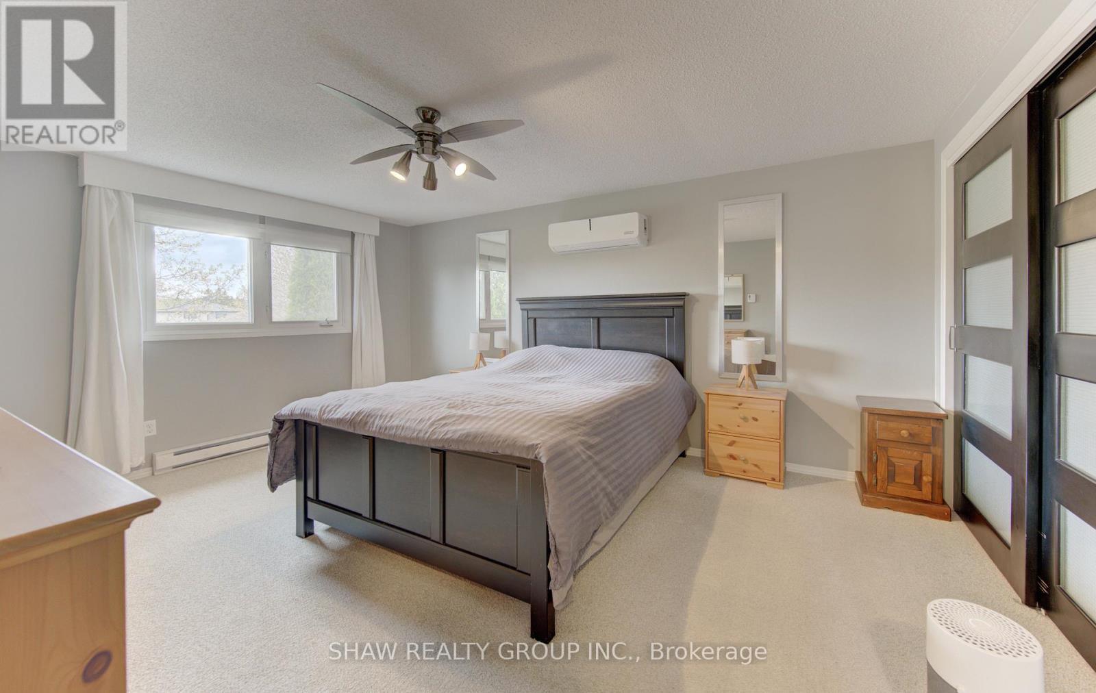 108 Clearwater Crescent, Waterloo, ON - Indoor Photo Showing Bedroom