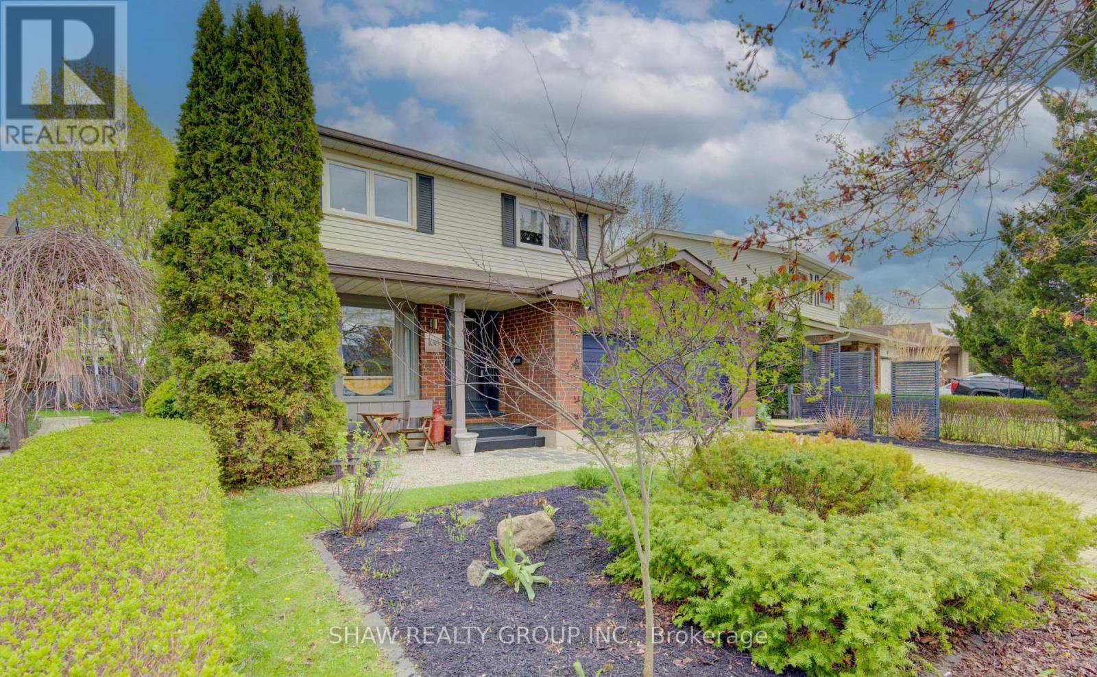108 Clearwater Crescent, Waterloo, ON - Outdoor