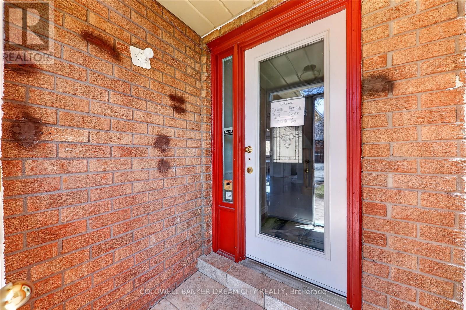 3 Windrush Trail, Toronto, ON - With Exterior