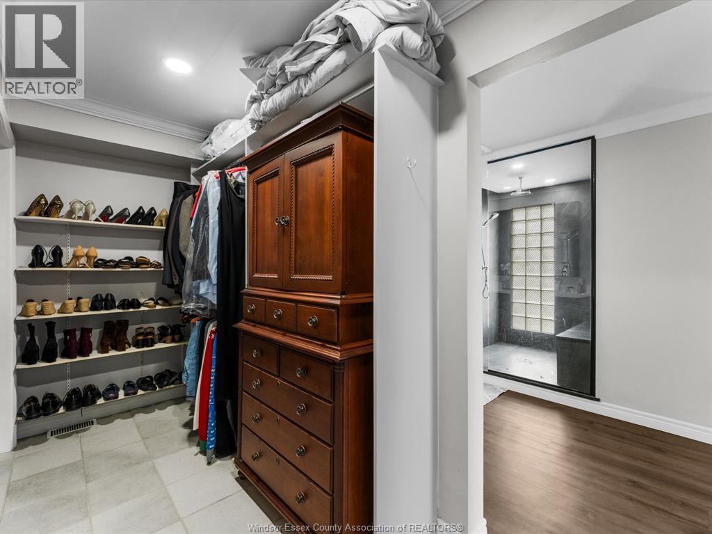 19050 Peninsula Street, Lakeshore, ON - Indoor