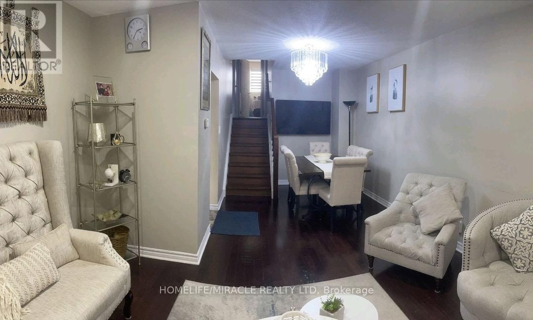 3528 Laddie Crescent, Mississauga, ON - Indoor