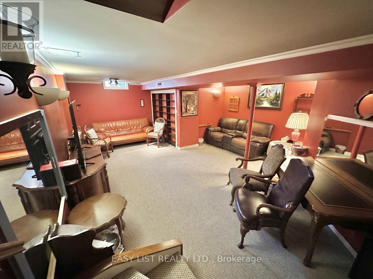 1104 Carding Mill Place, Mississauga, ON - Indoor