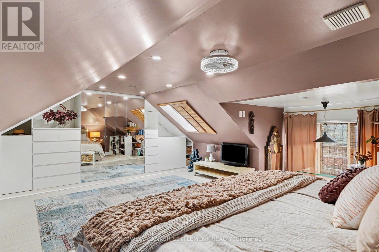 Great closet/hidden storage space. - 1 Burchell Boulevard, Perth, ON - Indoor