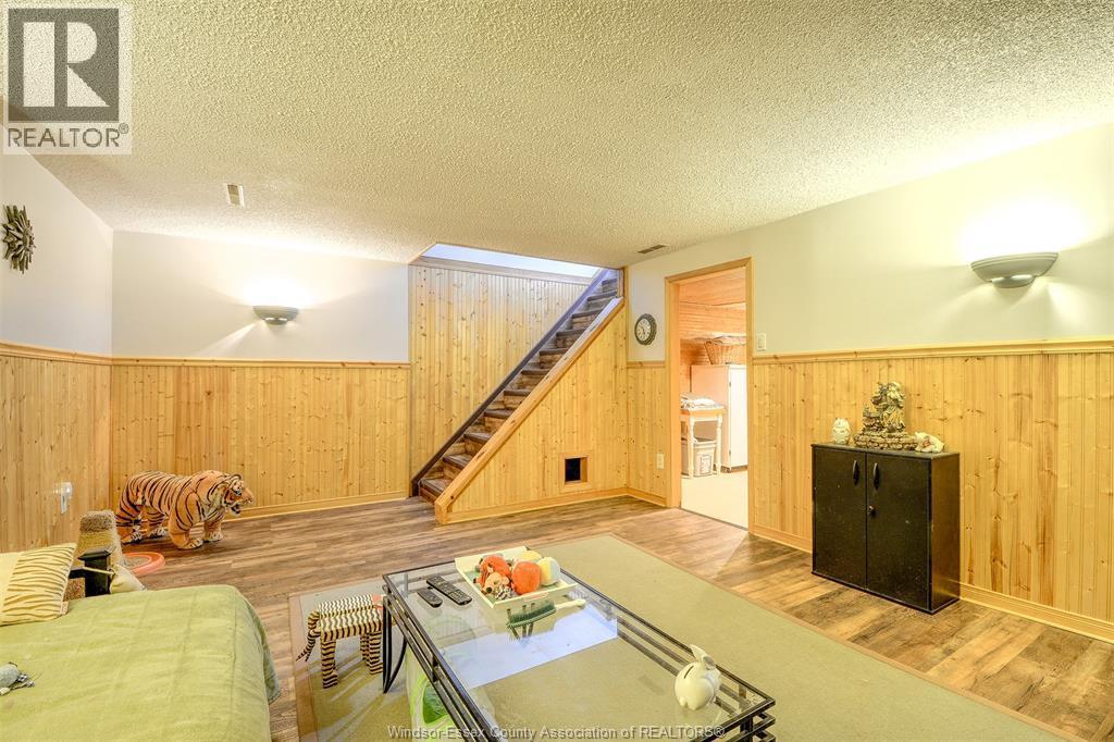 9445-9447 Alten Drive, Windsor, ON - Indoor Photo Showing Other Room
