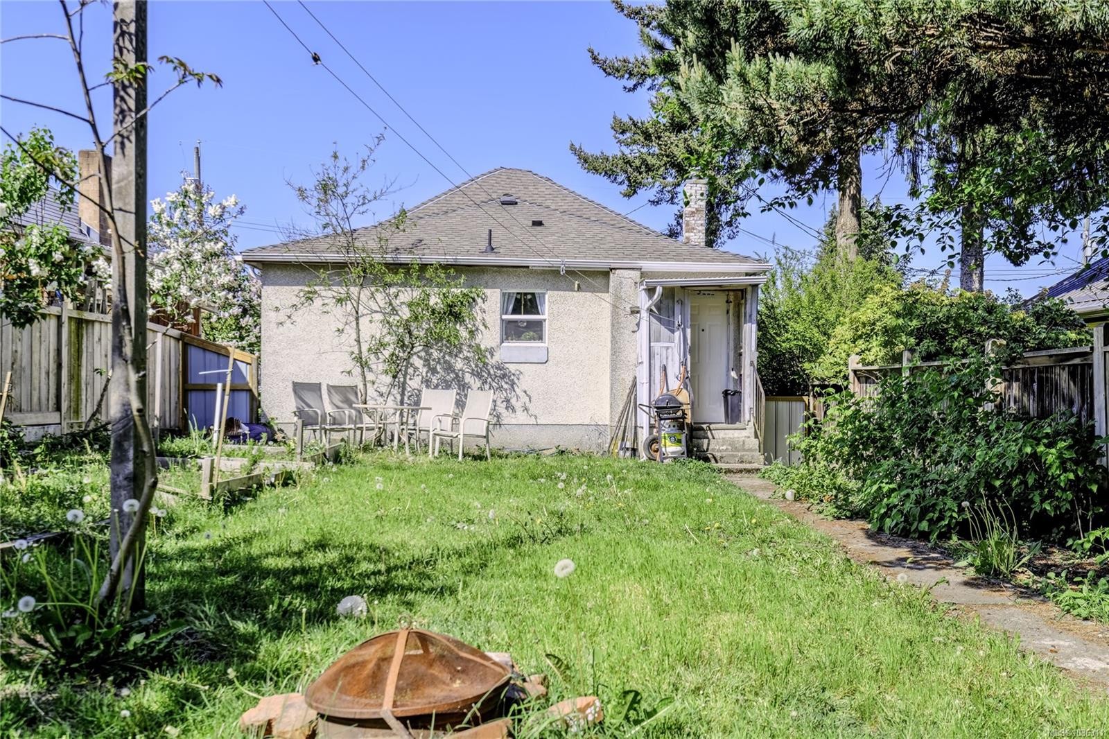 633 Prideaux St, Nanaimo, BC