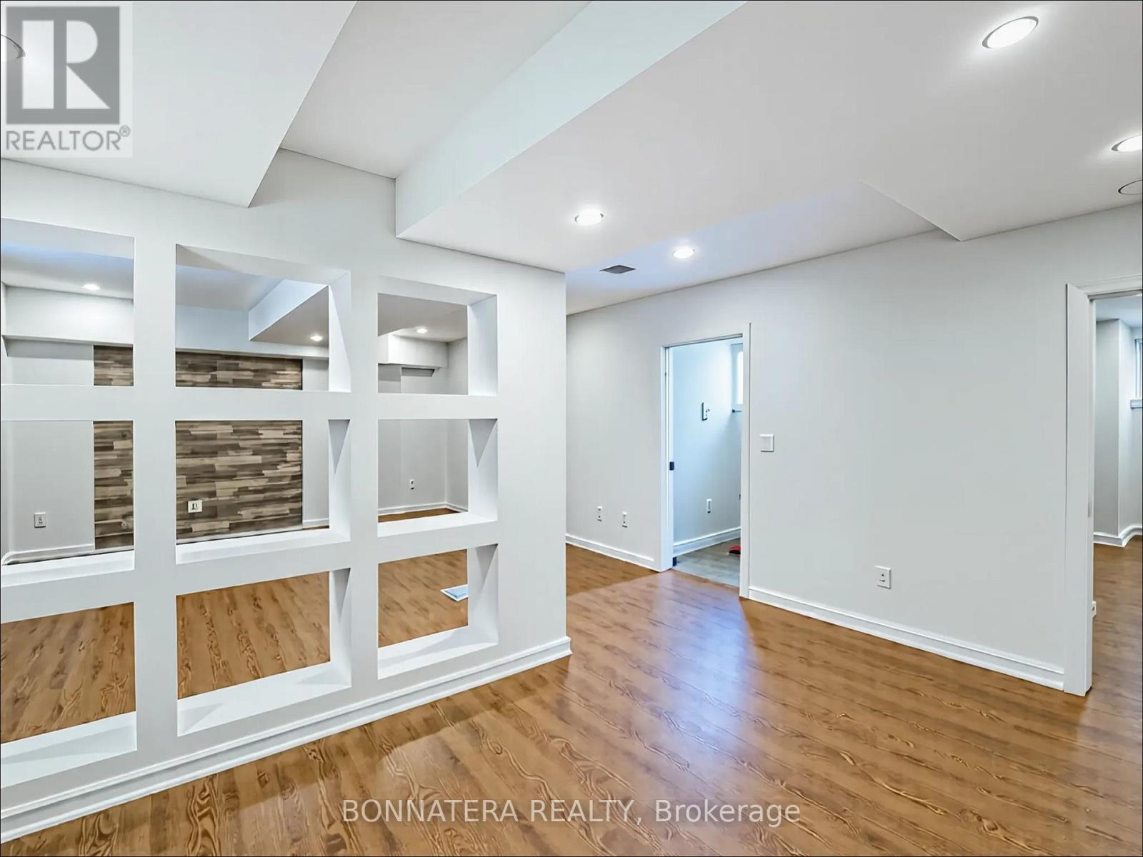 5471 Whitehorn Avenue, Mississauga, ON - Indoor Photo Showing Other Room