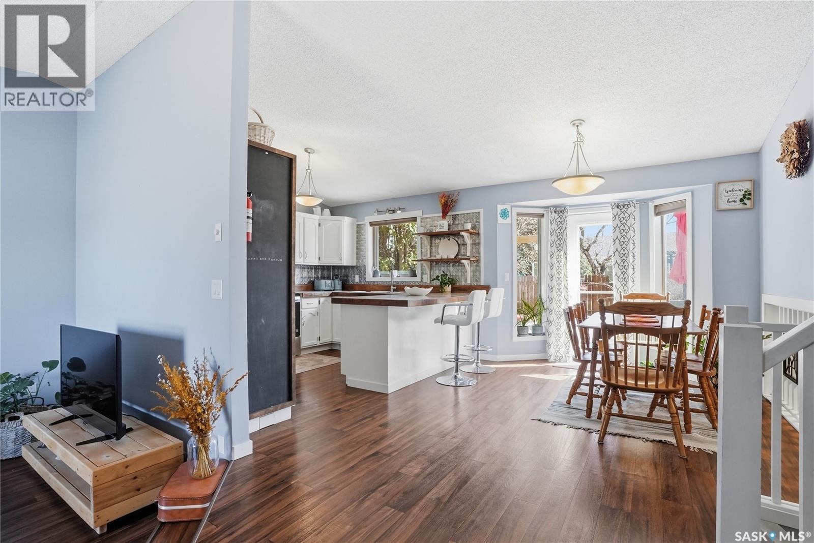 606 Hogg Crescent, Saskatoon, SK - Indoor